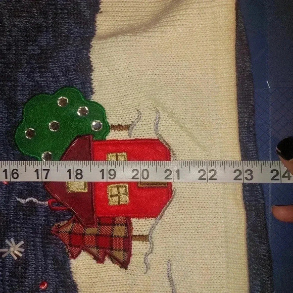 Tiara International Christmas Sweater Vest Santa Flying Reindeer Size XL - Picture 7 of 8